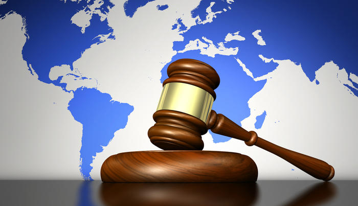 By invitation: Between Quiet and Loud Moments: The Shortest Account of International Law